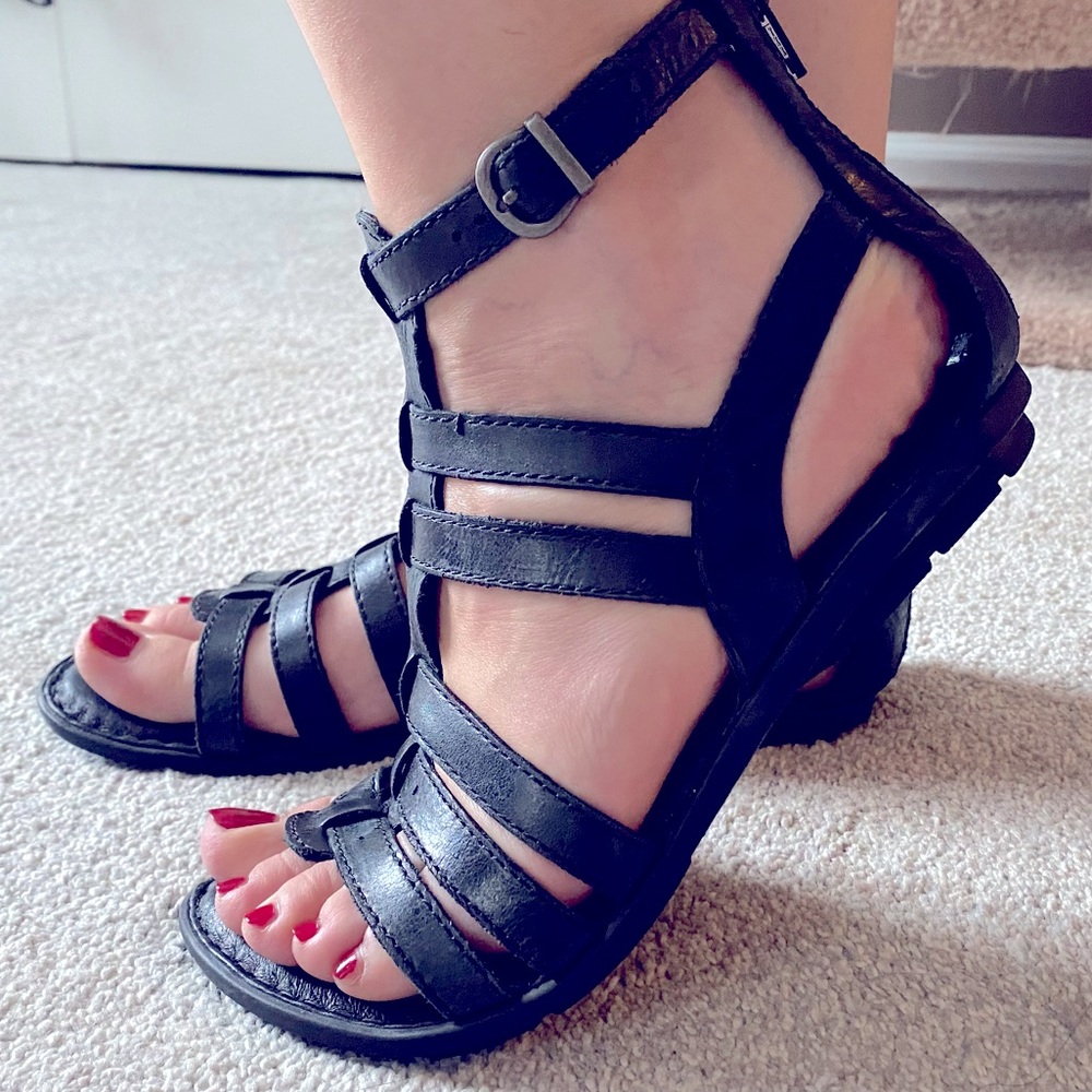 Born Gladiator sandals